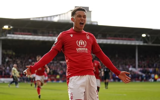 Ảnh bài viết Tottenham có động thái vượt mặt Chelsea