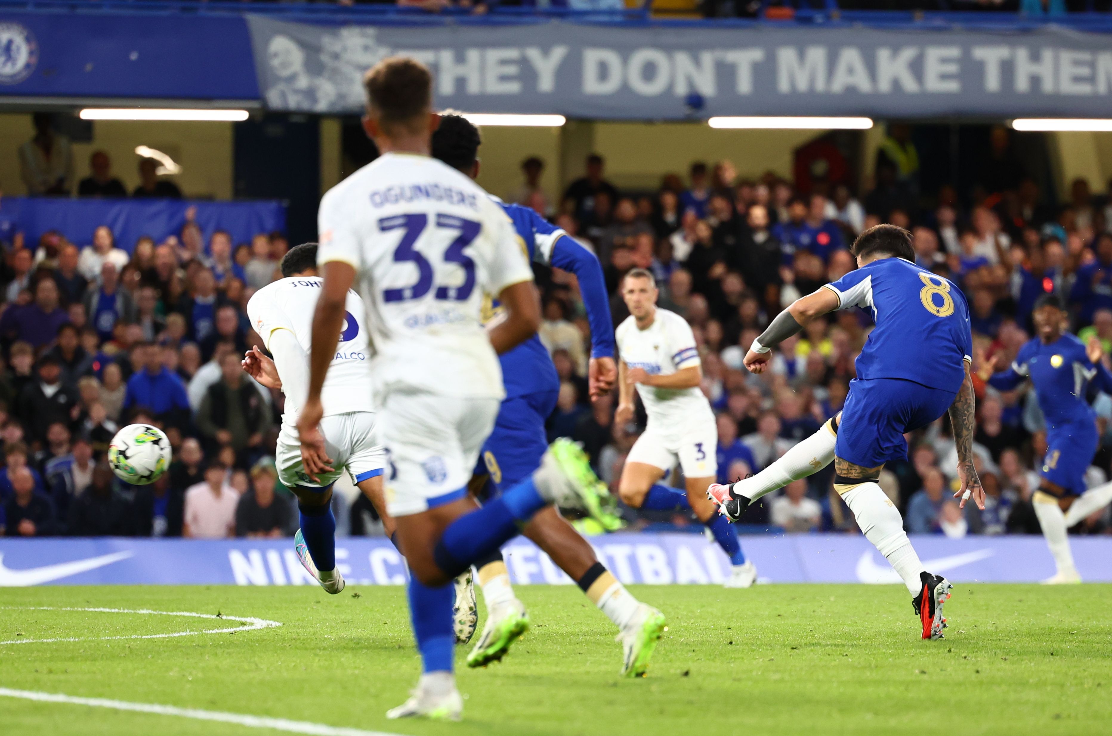 Ảnh bài viết 5 điểm nhấn Chelsea 2-1 Wimbledon: Tiếp đà thăng hoa; Lần cuối cho tân binh M.U?