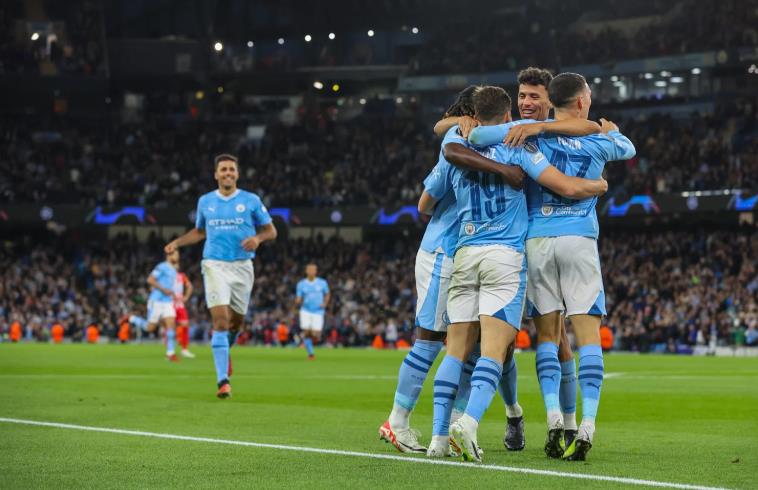 Ảnh bài viết Rio Ferdinand: "Cậu ấy cứ như cầu thủ cấp hai thi đấu với học sinh tiểu học"