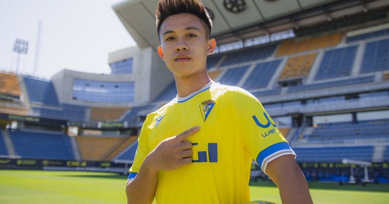 Ảnh bài viết Vĩnh Nguyên ghi 4 bàn ở CLB La Liga, HLV Hoàng Anh Tuấn công khai suy nghĩ