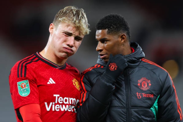Ảnh bài viết 3 vị trí như bị "ám" của Man United