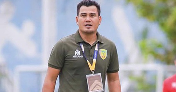 Ảnh bài viết Giúp đội nhà thăng hạng, cựu tiền đạo tuyển Việt Nam nhận "trái đắng"