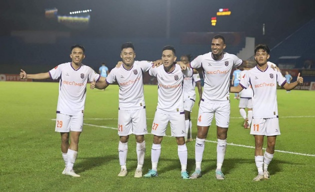 Ảnh bài viết Đoàn Hải Quân ghi bàn trong ngày B.Bình Dương lên đầu bảng