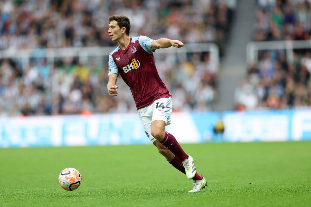 Ảnh bài viết Chạm mặt Man United, Villa lo lắng vì chấn thương trụ cột