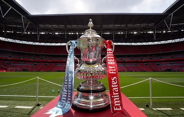 Ảnh bài viết Kết quả bốc thăm vòng 4 FA Cup: Man Utd dễ thở; Đại chiến Tottenham - Man City