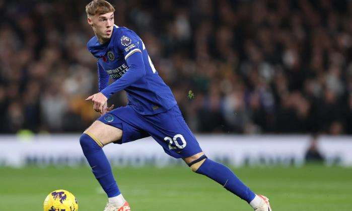 Ảnh bài viết Huyền thoại tán dương 'báu vật' của Chelsea