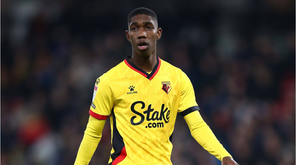 Ảnh bài viết Thay Raphinha, Barca chiêu mộ “cánh chim lạ”