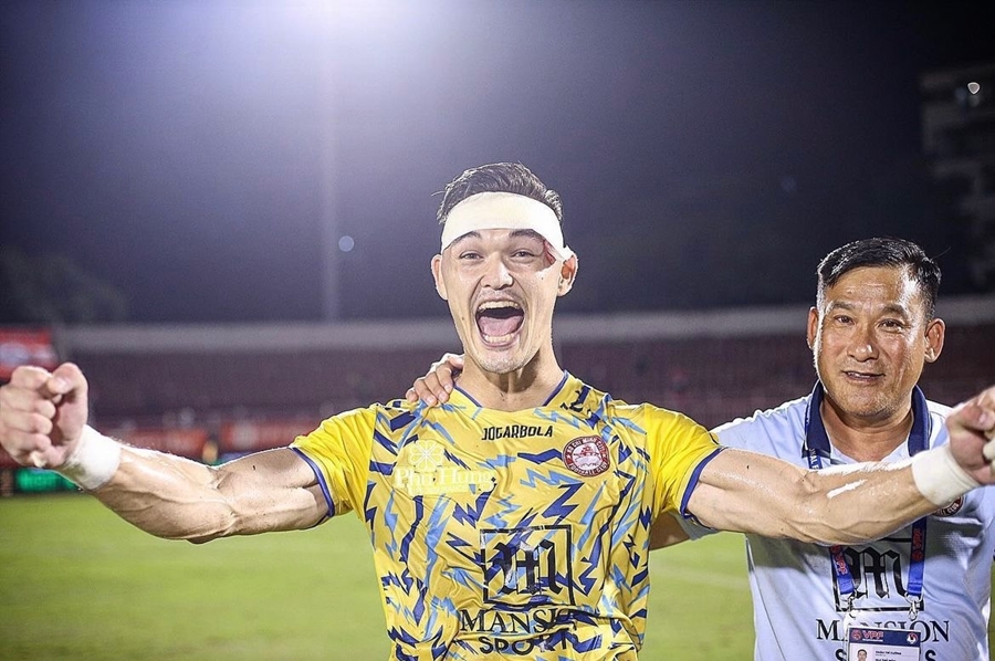 Ảnh bài viết Chìm sâu đáy bảng V-League, HAGL chốt 6 tân binh từ nhà ĐKVĐ