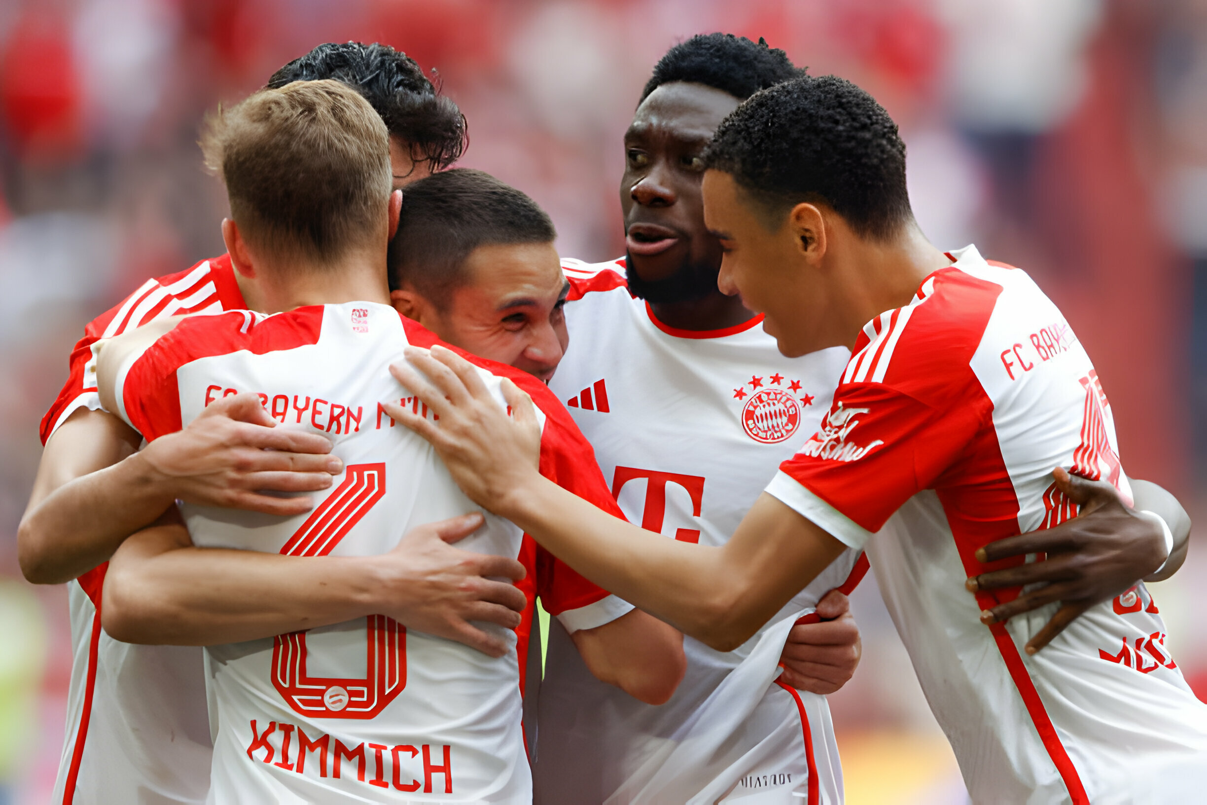 Ảnh bài viết Bayern và Dortmund nhọc nhằn giành 3 điểm tại vòng 29 Bundesliga 