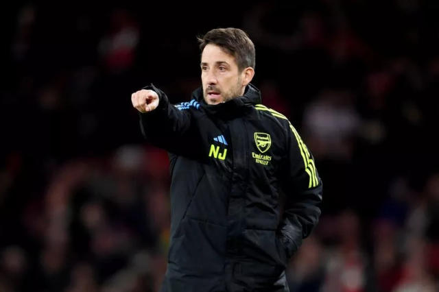 Ảnh bài viết Arsenal cho Tottenham sáng mắt