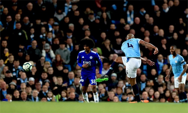 Ảnh bài viết 7 cầu thủ không ai ngờ định đoạt ngôi vô địch Premier League