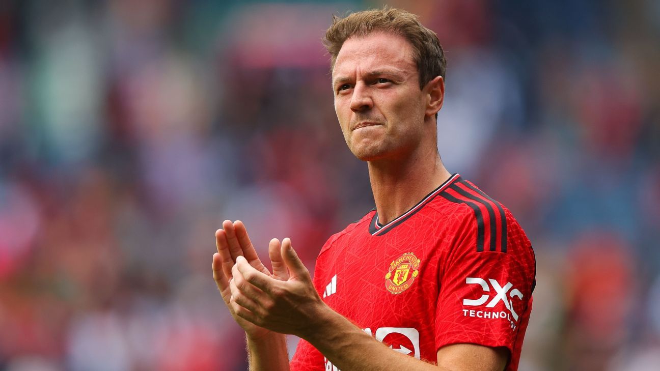 Ảnh bài viết Huyền thoại Liverpool: “Evans nên chơi ở Championship”
