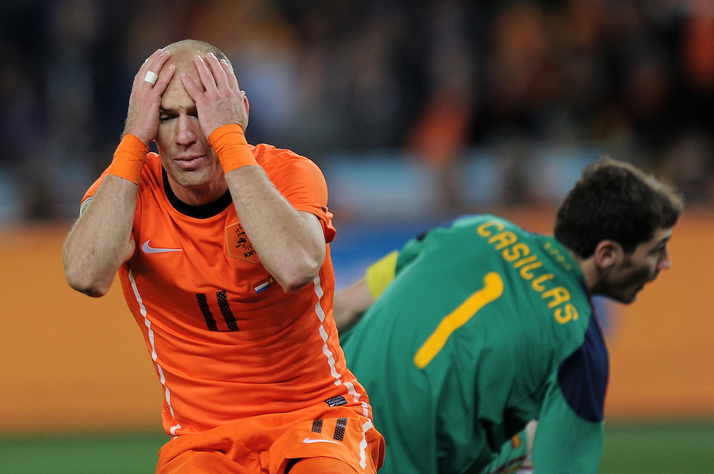 Robben không thể khuất phục Iker Casillas trong trận chung kết và do đó, tuyển Hà Lan đã phải nhận thất bại cay đắng ở những phút cuối cùng.