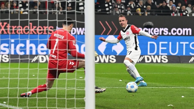 Ảnh bài viết Frankfurt xếp thứ 2 Bundesliga: Món quà ý nghĩa từ Gotze 