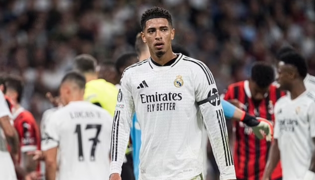 Ảnh bài viết Real thua AC Milan 1-3, Bellingham và Vinicius xung đột với trọng tài 