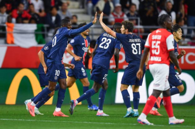 Ảnh bài viết Dembele cứu nguy, PSG giữ nguyên chuỗi bất bại sân khách