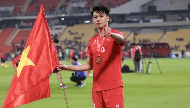 Ảnh bài viết Quả bóng Vàng Việt Nam 2024: Thành Chung có cơ hội nào trước Tiến Linh, Hoàng Đức?