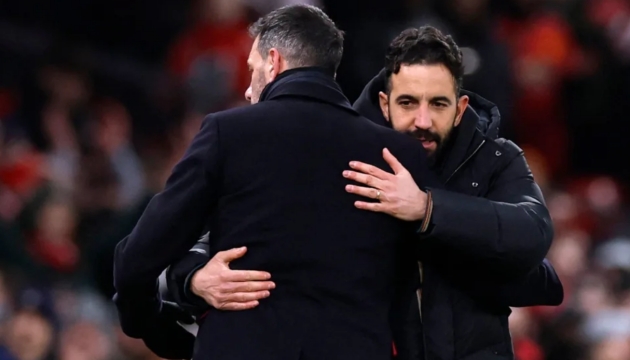 Ảnh bài viết Van Nistelrooy nói lời cay đắng sau trận MU 2-1 Leicester City