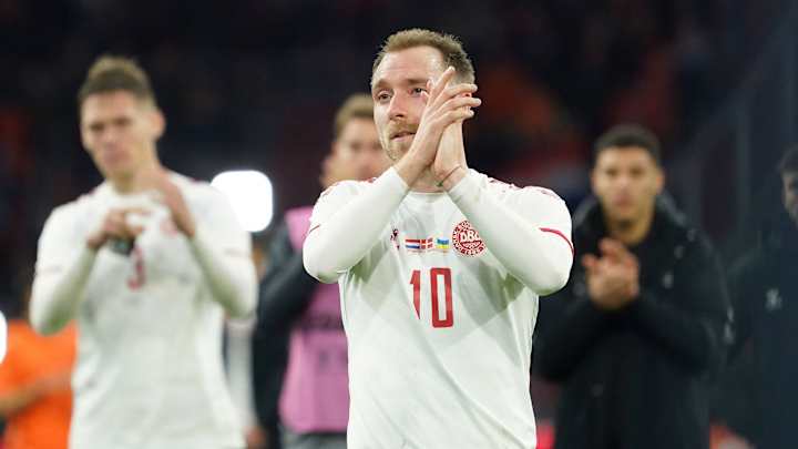 Ảnh bài viết 1 bàn, 1 kiến tạo: Cái kết buồn cho người thừa MU