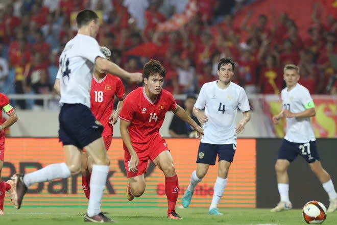 Ảnh bài viết "Chê" Việt Nam & Thái Lan, NHM Nga ngỡ ngàng trước đối thủ ở FIFA Days tháng 11