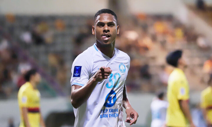 Ảnh bài viết Người hùng Nam Định nhập viện sau trận thắng nhà ĐKVĐ Hong Kong