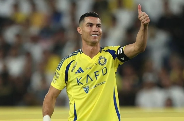 Ảnh bài viết Chị gái Ronaldo yêu cầu phóng viên xóa bài đăng về em trai