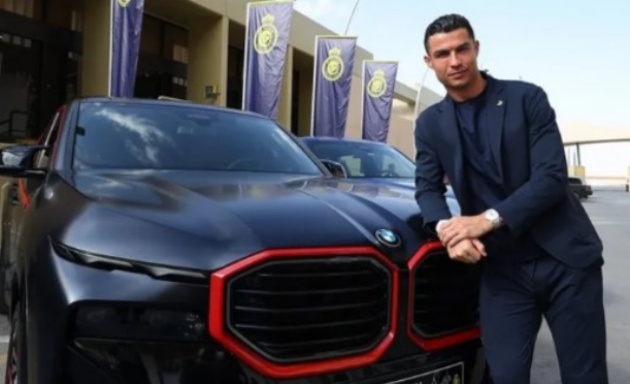 Ảnh bài viết Sửng sốt với dàn siêu xe 19 triệu bảng của Cristiano Ronaldo