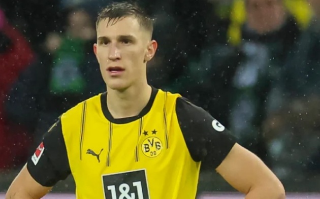 Ảnh bài viết 4 phương án giúp Nuri Sahin giải quyết khủng hoảng hàng thủ Dortmund