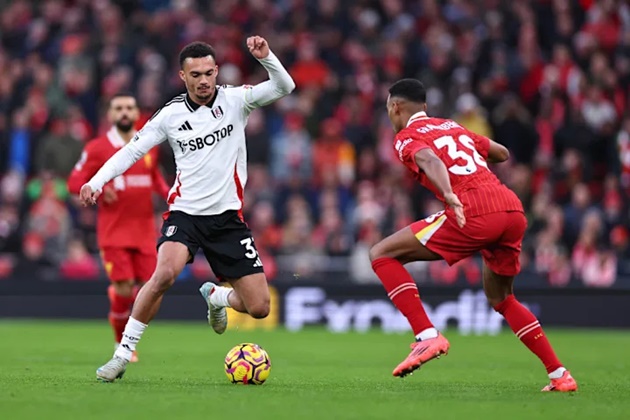 Ảnh bài viết 10 điểm nhấn Premier League sau vòng 16: Kẻ 'bắt chết' Salah; Chiến thắng ngoạn mục của Man United