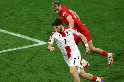 Ảnh bài viết Đón 2 'mũi khoan', Liverpool có đội hình cực chất dưới thời Arne Slot