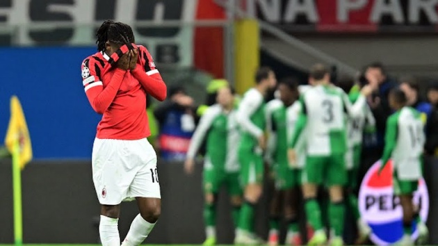 Ảnh bài viết AC Milan 1-1 Feyenoord: Thẻ đỏ của Theo Hernandez; Địa chấn ở San Siro