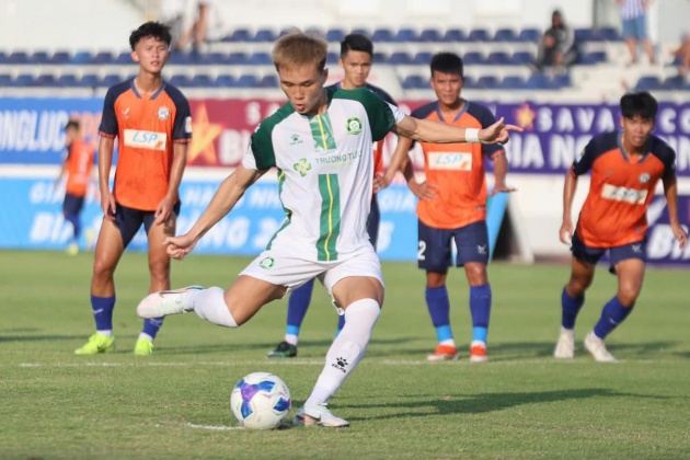 Ảnh bài viết Công Phượng dự bị, Bình Phước bỏ túi 3 điểm