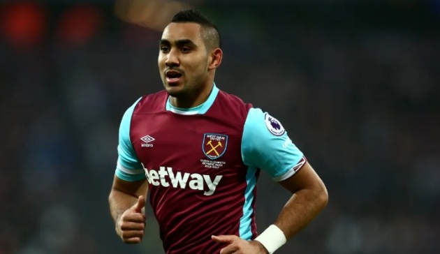 Ảnh bài viết Cựu sao Premier League có hành động phản cảm với bạn gái