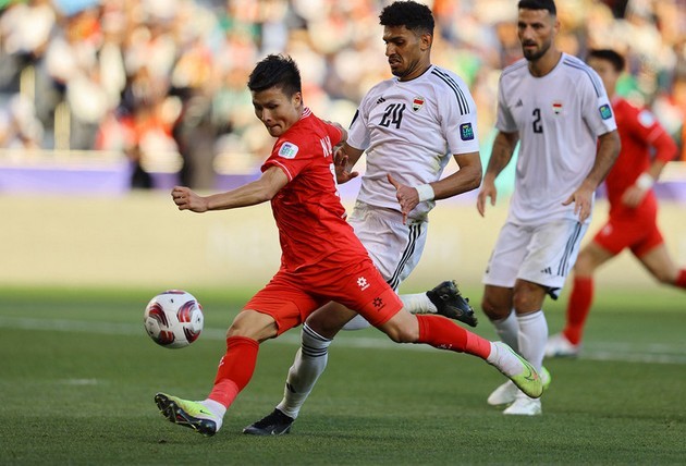 Ảnh bài viết Quang Hải nói 'cứng' trước ngày đấu Iraq; HLV Philippines 'nóng mặt' trước báo chí Indonesia