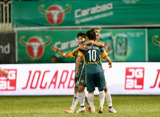 Ảnh bài viết Vòng 26 V.League: HAGL né suất đá play-off; Xác định vị trí Á quân