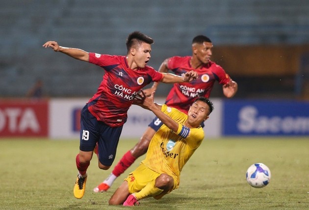 Ảnh bài viết Quang Hải, Jason Quang Vinh mờ nhạt, CAHN phơi áo trước Thanh Hóa