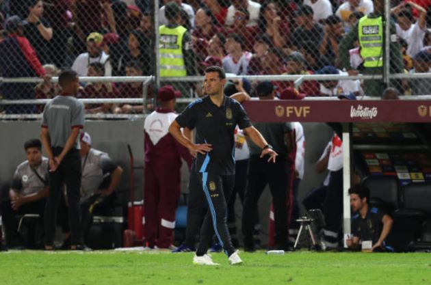 Ảnh bài viết Hòa chật vật, Scaloni lên tiếng đồng tình với Messi