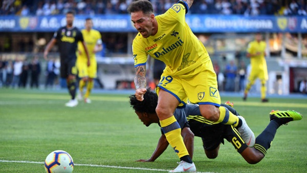 Dù đang đứng cuối BXH nhưng Chievo đã từng khiến các ông lớn như Juve và Roma phải điêu đứng.
