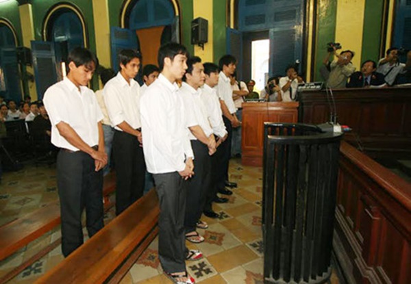 Bảy cầu thủ "nhúng chàm" của U23 Việt Nam trước vành móng ngựa.