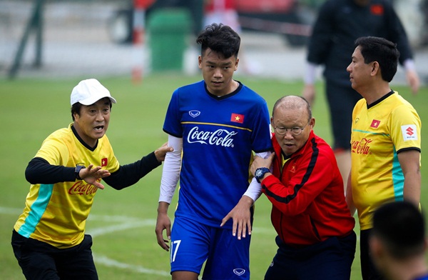 Ảnh bài viết Vũ Như Thành: ‘Thành Chung sẽ là lựa chọn phù hợp để thay Duy Mạnh'