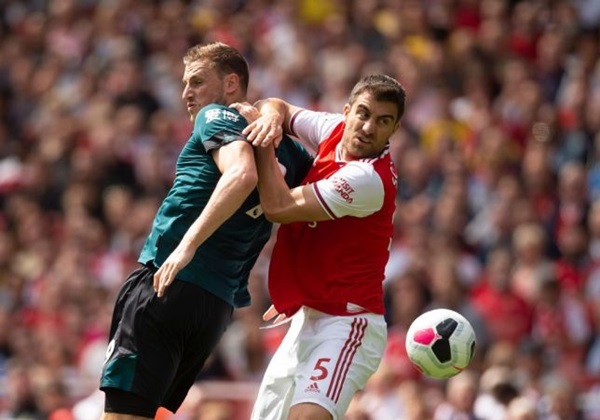 Hàng phòng ngự Arsenal cần phải có nhiều sự cải thiện trong thời gian tới.