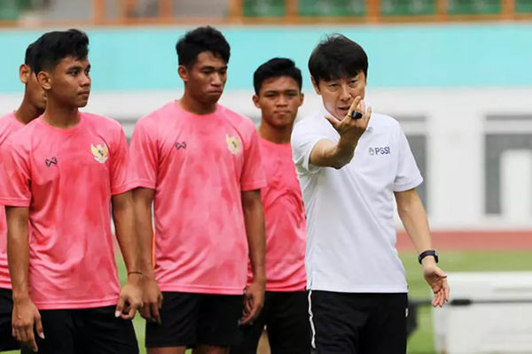 HLV Shin Tae Yong tuyên bố U23 Indonesia sẽ giành HCV SEA Games 31.