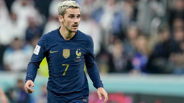 Goal nhận định mọi thứ với tuyển Pháp đều thông qua đôi chân Griezmann. Trong cả 2 bàn của nhà đương kim vô địch trước Anh, Griezmann đều là người kiến tạo. Đừng ngạc nhiên khi biết rằng không cầu thủ nào tạo được nhiều cơ hội ghi bàn hơn Griezmann ở Qatar (17 lần).