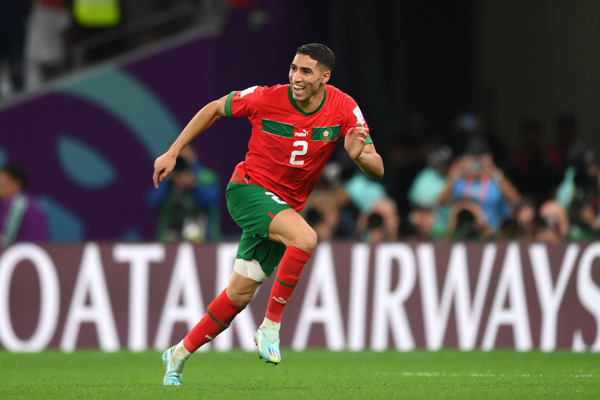 Morocco tạo nên bất ngờ lớn nhất tại World Cup 2022 khi lần lượt đánh bại Bỉ, Tây Ban Nha và Bồ Đào Nha. Ở đó, Achraf Hakimi đóng vai trò quan trọng trong hành trình đầy ấn tượng của đại diện châu Phi vào đến bán kết.