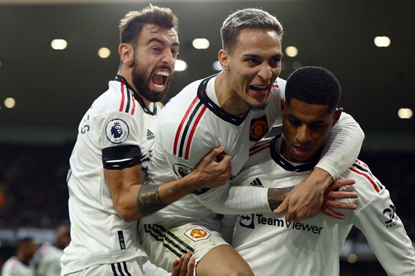 MU vượt khó để vào top 4.
