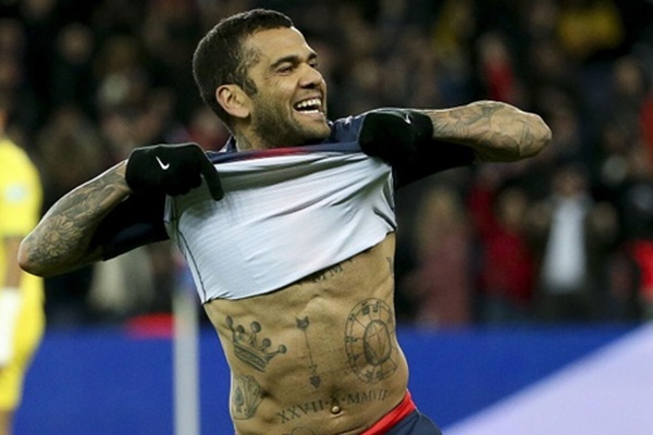 Ảnh bài viết Hình xăm ở bụng là bằng chứng tố cáo Alves