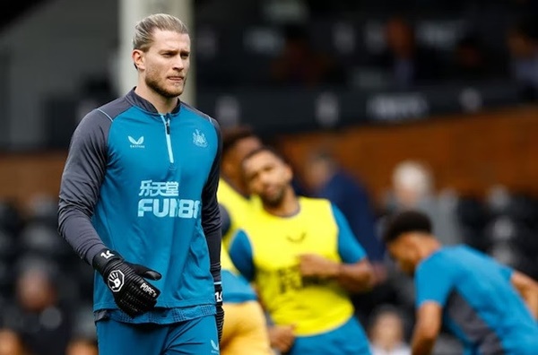 Ảnh bài viết Newcastle liều để Karius đấu MU, không kháng cáo thẻ đỏ Nick Pope