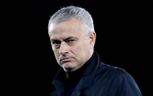 Mourinho luôn tỏ ra đáng sợ đối với các cầu thủ.