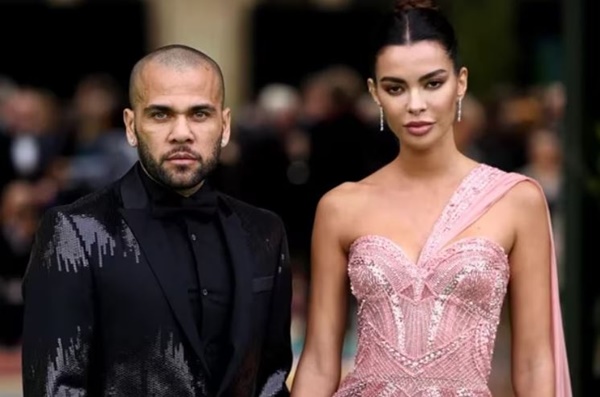 Ảnh bài viết Vợ Dani Alves bị gia đình chồng đuổi khỏi nhà