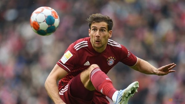 Theo Bild, Leon Goretzka cũng lọt vào tầm ngắm MU. Tiền vệ này không còn được ra sân nhiều sau khi HLV Thomas Tuchel được bổ nhiệm. Với việc đang tìm cách thay máu hàng tiền vệ, Bayern sẵn sàng để Goretzka ra đi. Theo Transfermarkt, Goretzka có giá khoảng 40 triệu bảng.